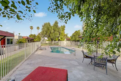 3626 N 37th Street #11, Phoenix, AZ 85018 - Photo 23