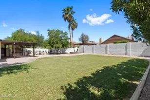 8746 E Belleview St, Scottsdale, AZ 85257 - Photo 31