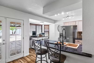 8746 E Belleview Street, Scottsdale, AZ 85257 - Photo 13