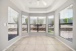 1536 E Meadow Ln, Phoenix, AZ 85022 - Photo 13