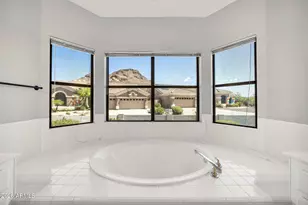 1536 E Meadow Ln, Phoenix, AZ 85022 - Photo 21