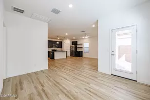 7763 N 86th Ln, Glendale, AZ 85305 - Photo 7