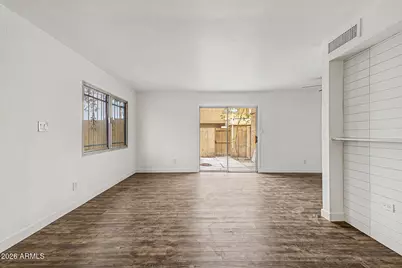 4634 E Southgate Avenue, Phoenix, AZ 85040 - Photo 3