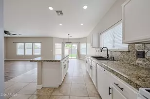 15569 W Gelding Dr, Surprise, AZ 85379 - Photo 15