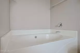 15569 W Gelding Dr, Surprise, AZ 85379 - Photo 33