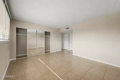 5220 N 68th Avenue, Glendale, AZ 85303 - Photo 23