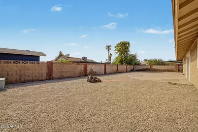 5220 N 68th Avenue, Glendale, AZ 85303 - Photo 37