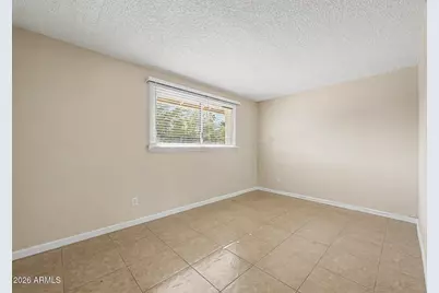 5220 N 68th Avenue, Glendale, AZ 85303 - Photo 29