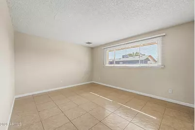 5220 N 68th Avenue, Glendale, AZ 85303 - Photo 21