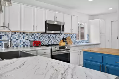 28 N Birch Street, Gilbert, AZ 85233 - Photo 9