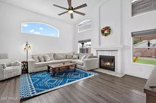28 N Birch St, Gilbert, AZ 85233 - Photo 5