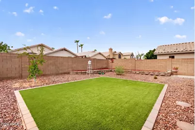 28 N Birch Street, Gilbert, AZ 85233 - Photo 27