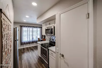 18621 N 104th Drive, Sun City, AZ 85373 - Photo 7