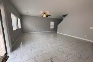 10823 N 70th Ave, Peoria, AZ 85345 - Photo 5
