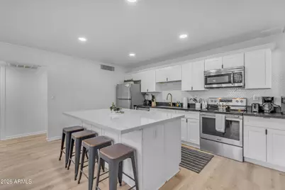 6943 E Granada Road, Scottsdale, AZ 85257 - Photo 1