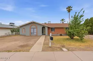 3709 W Yucca St, Phoenix, AZ 85029 - Photo 1