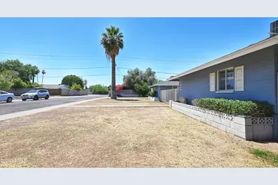 2214 S Granada Drive #B, Tempe, AZ 85282 - Photo 31