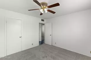 2242 E Chipman Rd, Phoenix, AZ 85040 - Photo 13