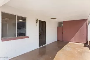 2242 E Chipman Rd, Phoenix, AZ 85040 - Photo 3