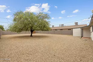 2750 E Wier Ave, Phoenix, AZ 85040 - Photo 19