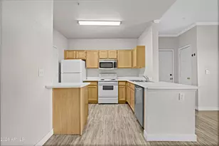 5401 E Van Buren St, Phoenix, AZ 85008 - Photo 13