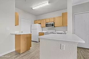 5401 E Van Buren St, Phoenix, AZ 85008 - Photo 11