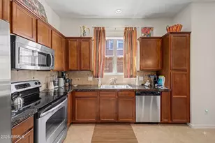 121 N California St, Chandler, AZ 85225 - Photo 11
