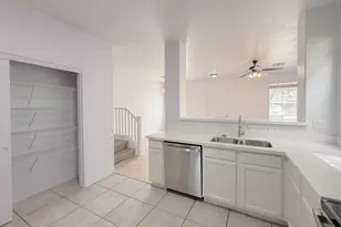 5216 W Albeniz Pl, Phoenix, AZ 85043 - Photo 5