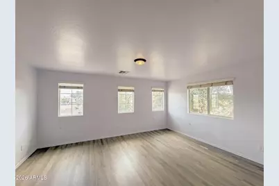 5216 W Albeniz Place, Phoenix, AZ 85043 - Photo 9