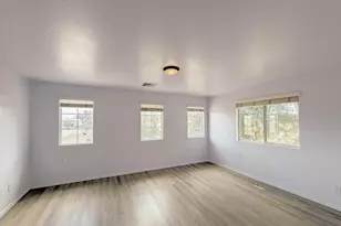5216 W Albeniz Pl, Phoenix, AZ 85043 - Photo 9