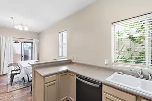 1018 W Janice Dr, Tempe, AZ 85283 - Photo 11
