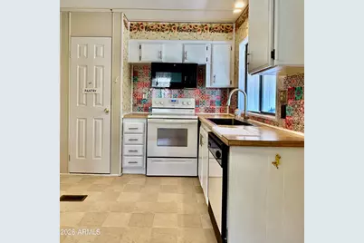 200 E Knox Road #100, Chandler, AZ 85225 - Photo 9
