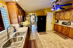 18240 North 21st St, Phoenix, AZ 85022 - Photo 11