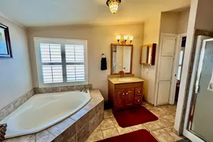 18240 North 21st St, Phoenix, AZ 85022 - Photo 33
