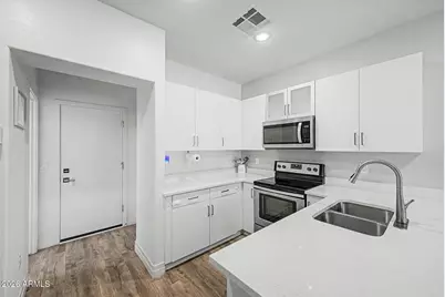 2344 E Hidalgo Avenue, Phoenix, AZ 85040 - Photo 9