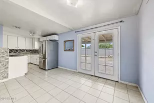 3815 N 50th Dr, Phoenix, AZ 85031 - Photo 11