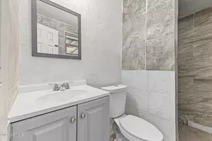 3815 N 50th Dr, Phoenix, AZ 85031 - Photo 19