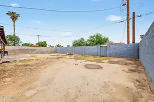 3815 N 50th Dr, Phoenix, AZ 85031 - Photo 29