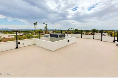 2102 E Orangewood Avenue, Phoenix, AZ 85020 - Photo 31