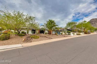 2102 E Orangewood Avenue, Phoenix, AZ 85020 - Photo 1