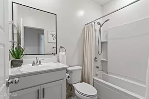 8267 N 22nd Dr, Phoenix, AZ 85021 - Photo 19