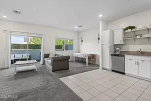 8267 N 22nd Dr, Phoenix, AZ 85021 - Photo 3