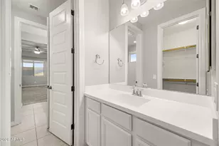 4247 E Comstock Dr, Gilbert, AZ 85296 - Photo 41
