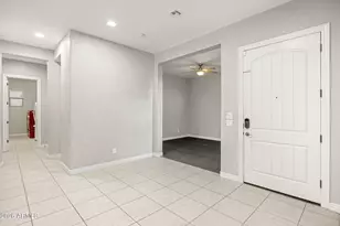 4247 E Comstock Dr, Gilbert, AZ 85296 - Photo 9