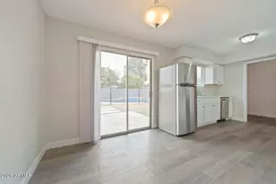 1339 N Hillcrest Cir, Mesa, AZ 85201 - Photo 9