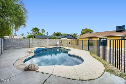 1339 N Hillcrest Circle, Mesa, AZ 85201 - Photo 19