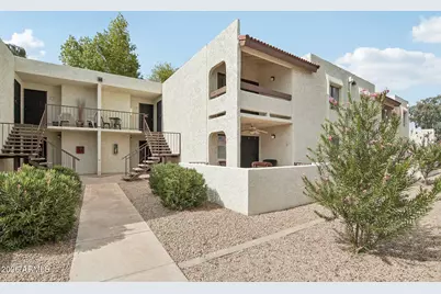 10444 N 69th Street #206, Paradise Valley, AZ 85253 - Photo 1
