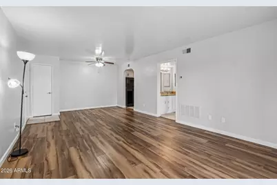 10444 N 69th Street #206, Paradise Valley, AZ 85253 - Photo 5