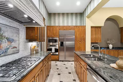 12926 W Red Fox Road, Peoria, AZ 85383 - Photo 27