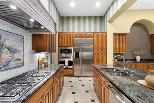 12926 W Red Fox Rd, Peoria, AZ 85383 - Photo 27